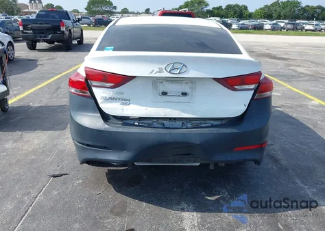 2018 Hyundai Elantra Se z USA, uszkodzony, nr VIN 5NPD74LF9JH286651